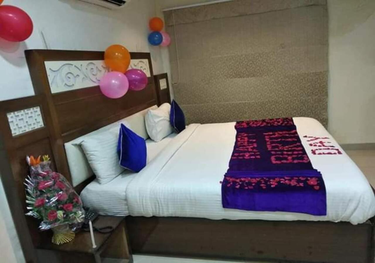 Hotel Eurasia Mohali International Airport Zirakpur エクステリア 写真