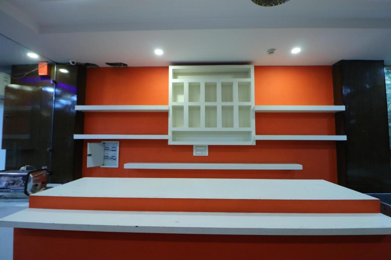 Hotel Eurasia Mohali International Airport Zirakpur エクステリア 写真
